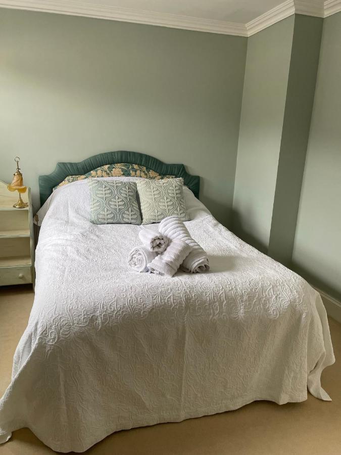 Circus Mews Townhouse:2 Beds:2 En-Suite Baths:Parking:City Centre:Quiet Area Bagian luar foto